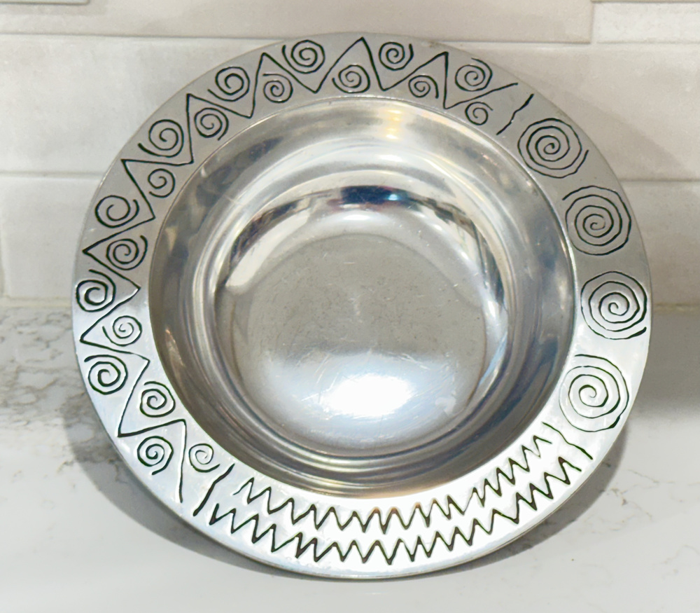 Vintage Wilton Armetale Reggae 10.5" Serving Bowl Pewter Silver Round Rim Retro